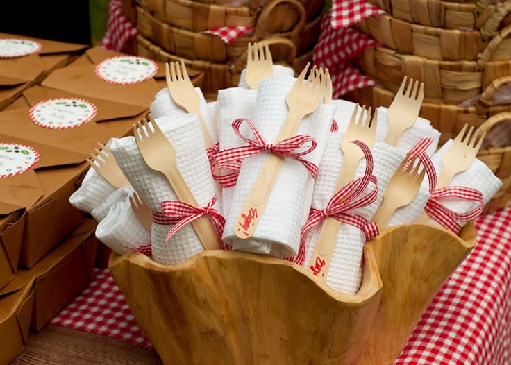 Creative BBQ Napkin Ideas! B. Lovely Events