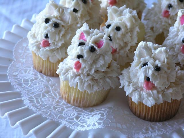 White scottie dog cupcake!