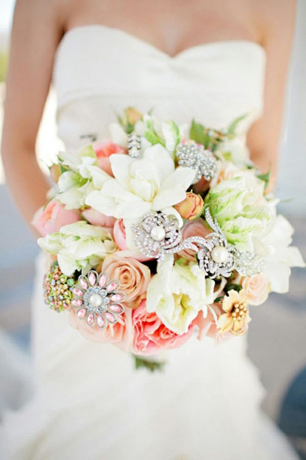Beatiful pastel wedding bouquets