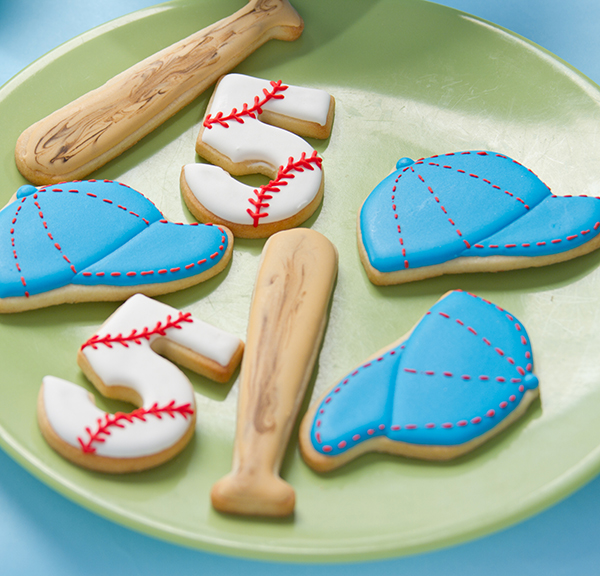 Love these baseball bat cookies!