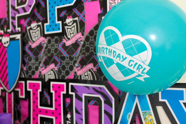 Monster High Party Balloons- See more cute party details on B. Lovely Events
