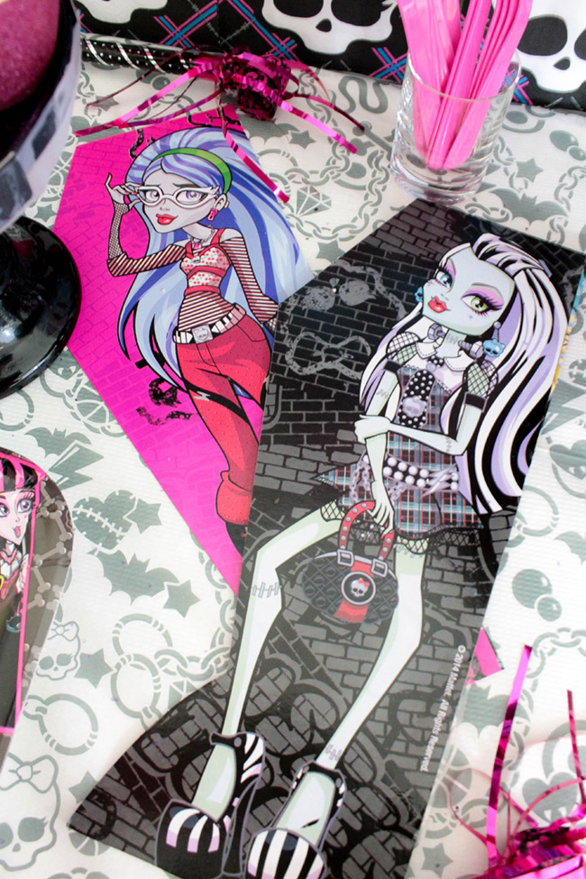 Monster High Party Decorations- See more cute party details on B. Lovely Events