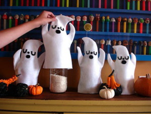 Halloween Ghost Decorations That Rock! - B. Lovely Events